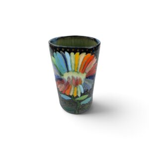 Blaue Vase bemalt mit Blume, Keramik von Julia Kurtu