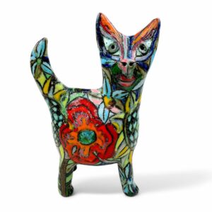 Bunter Kater mit Blumen, Keramik von Julia Kurtu